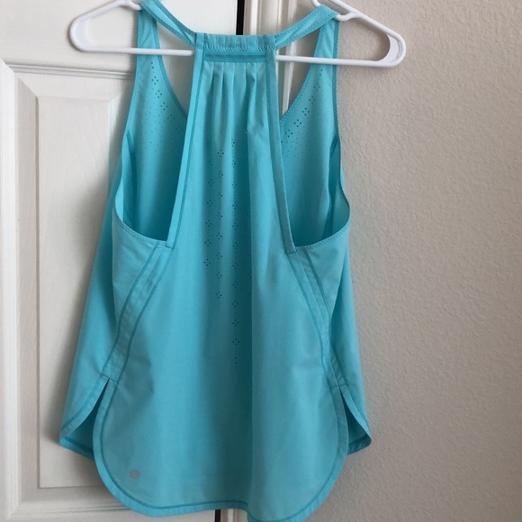 Top - Picture 2 of 2